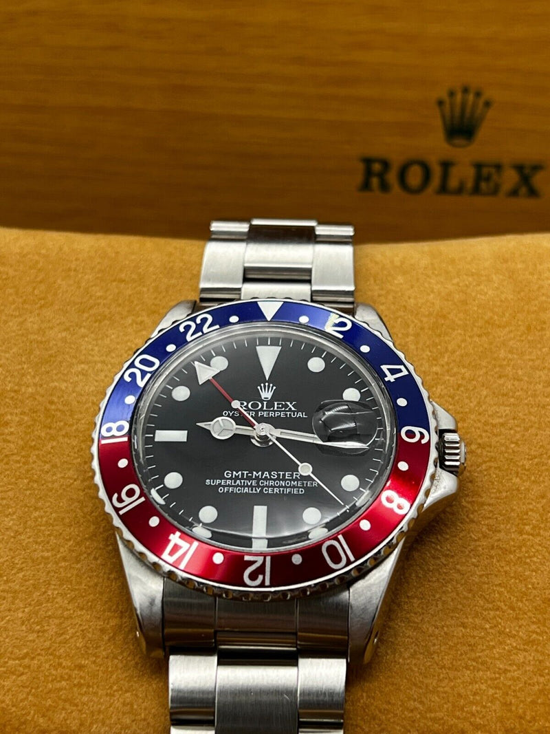 Vintage Rolex GMT Master 1675 Pepsi Red and Blue Stainless Steel 40mm