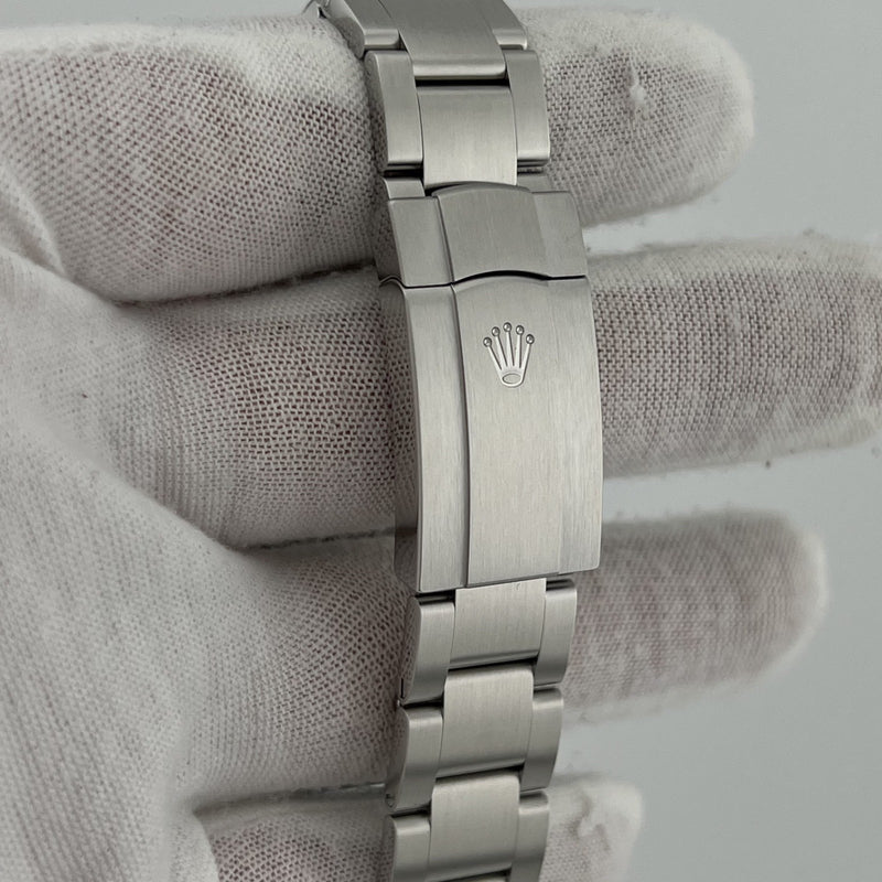 45842102