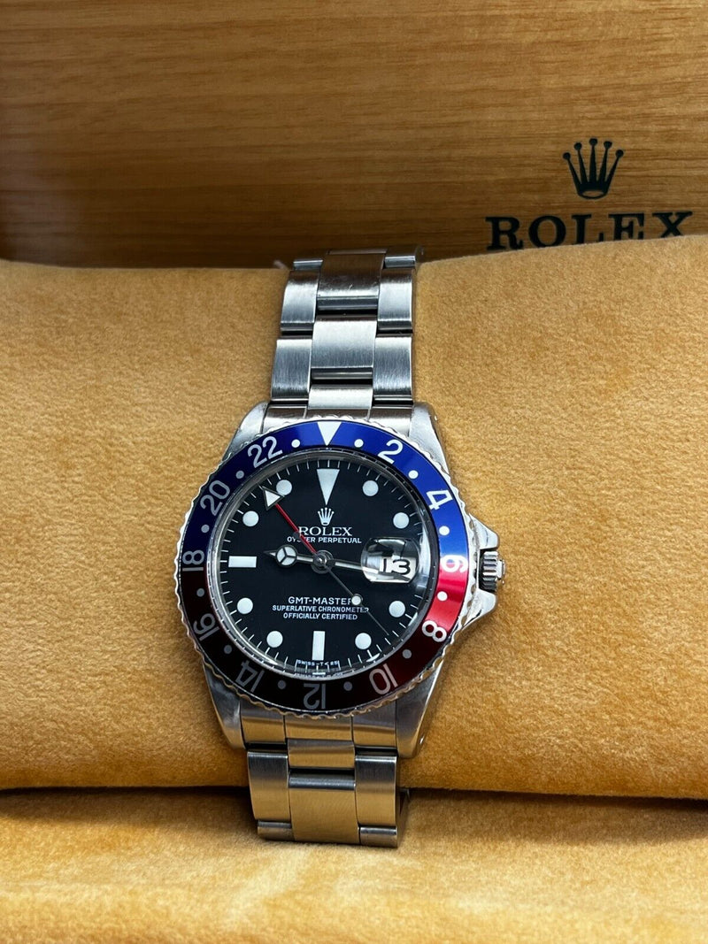 Vintage Rolex GMT Master 1675 Pepsi Red and Blue Stainless Steel 40mm